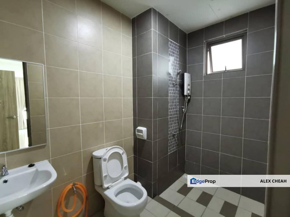 Tree Sparina, Penang, Bayan Lepas