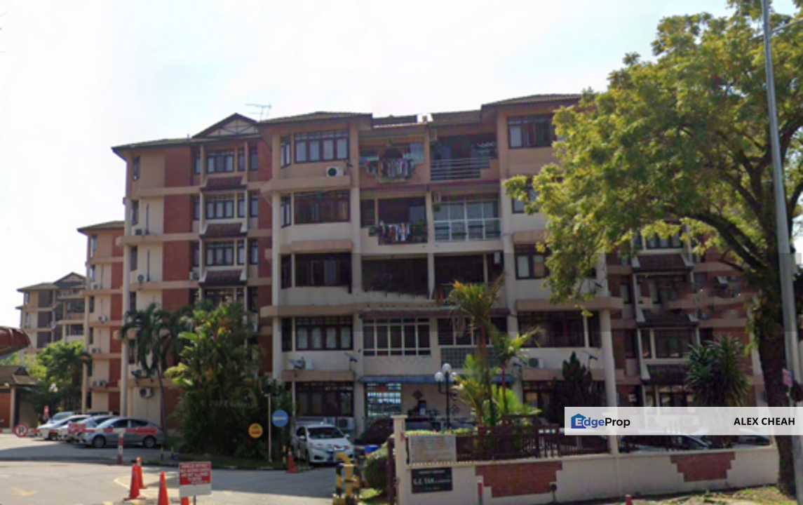 Medan Lumba Kuda, Penang, Ayer Itam