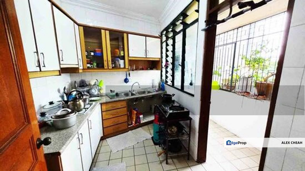 Berjaya Court, Penang, Pulau Tikus