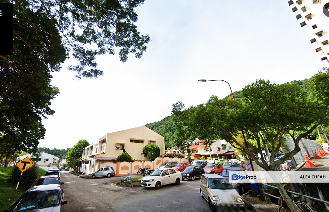 Island GLades Cangkat Delima Satu, Penang, Greenlane