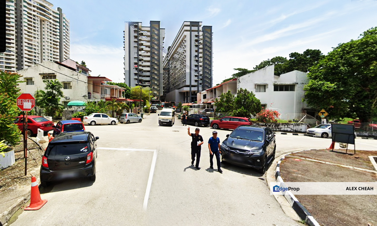 Island GLades Cangkat Delima Satu, Penang, Greenlane