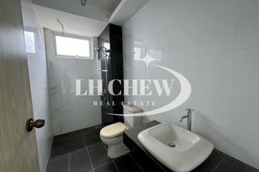 Arasia Perdana (The Clovers)