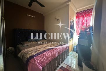 Relau Vista Apartment