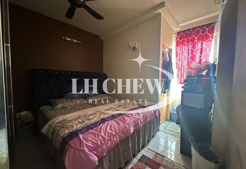 Relau Vista Apartment