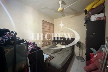 Relau Vista Apartment