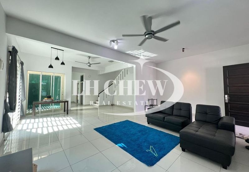 Dua Villas @ One Residence