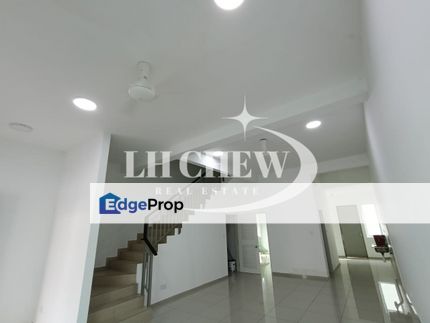 Sunway Cassia 3 Storey Terrace 3000sf Basic Reno @ Batu Maung Airport, Penang, Batu Maung