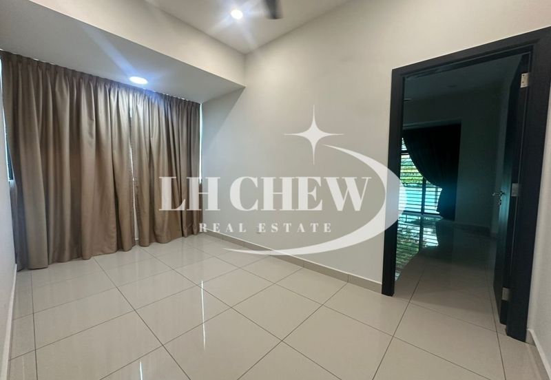 Stramax Residences @ Desaria