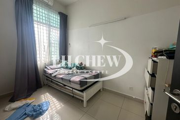 Stramax Residences @ Desaria