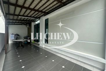 Stramax Residences @ Desaria