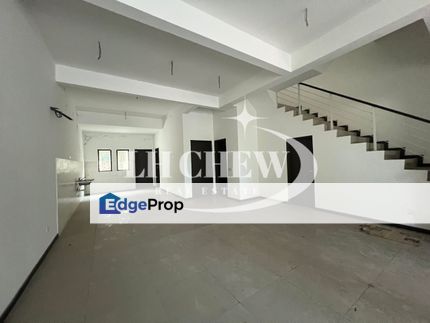 Southbay Residence 3 Storey Terrace Original Gated Guarded Batu Maung, Penang, Batu Maung