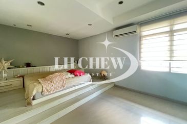 Bukit Dumbar Villa 93