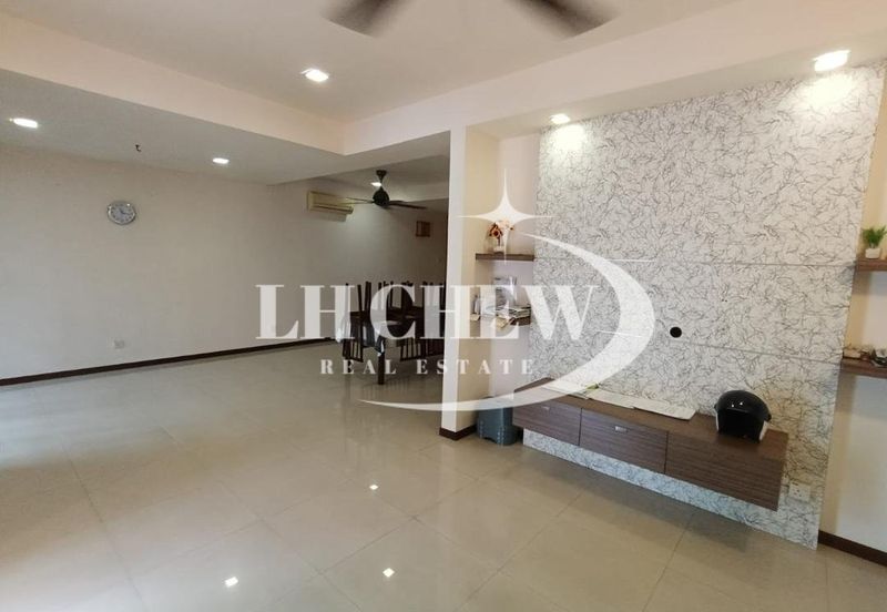 Persiaran Bukit Kecil 2