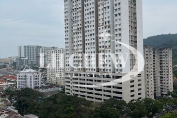 Arasia Perdana (The Clovers)