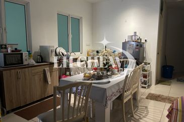 Arasia Perdana (The Clovers)