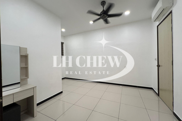 Arasia Perdana (The Clovers)