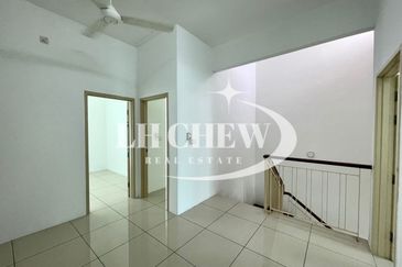 Ideal haus @ One Residence