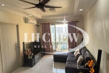 Relau Vista Apartment