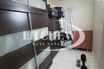 Relau Vista Apartment