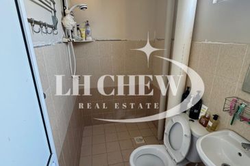 Relau Vista Apartment