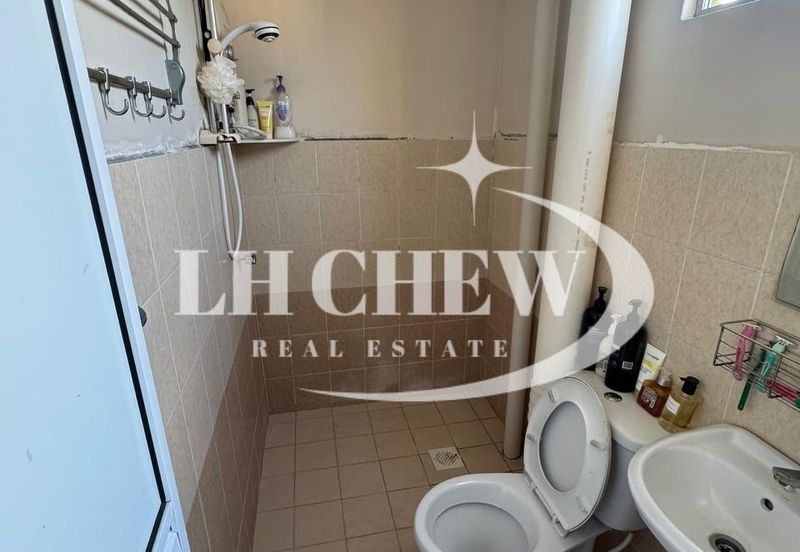 Relau Vista Apartment