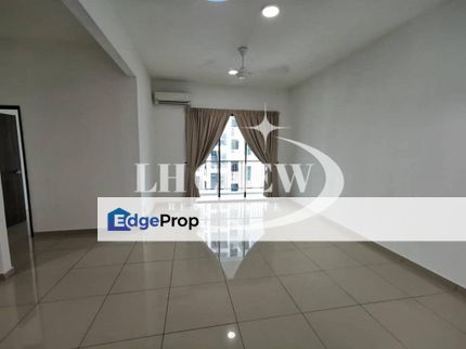 Tree Sparina 1130sf Renovated Unfurnish Poolview @ Bayan Lepas Airport, Penang, Bayan Lepas