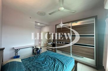 One World 1 (1-World)