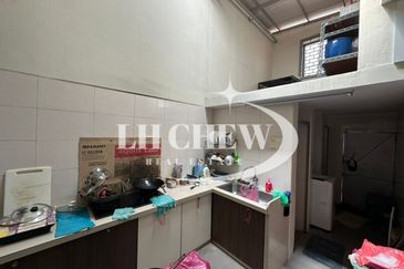 Lintang Pantai Jerjak