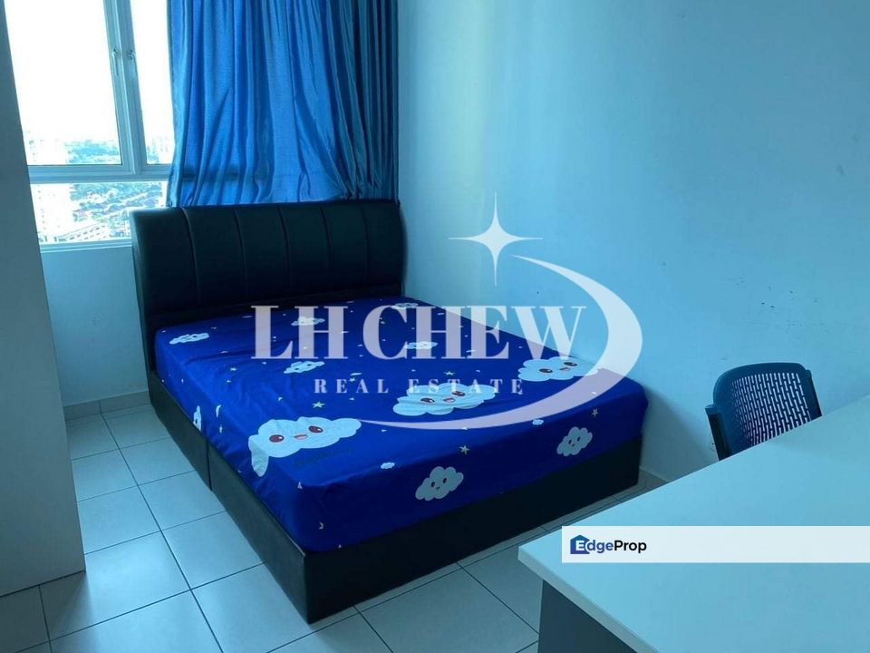 One Imperial 1200sf Partial Furnish Renovated Pool view @ Sungai Ara, Penang, Sungai Ara