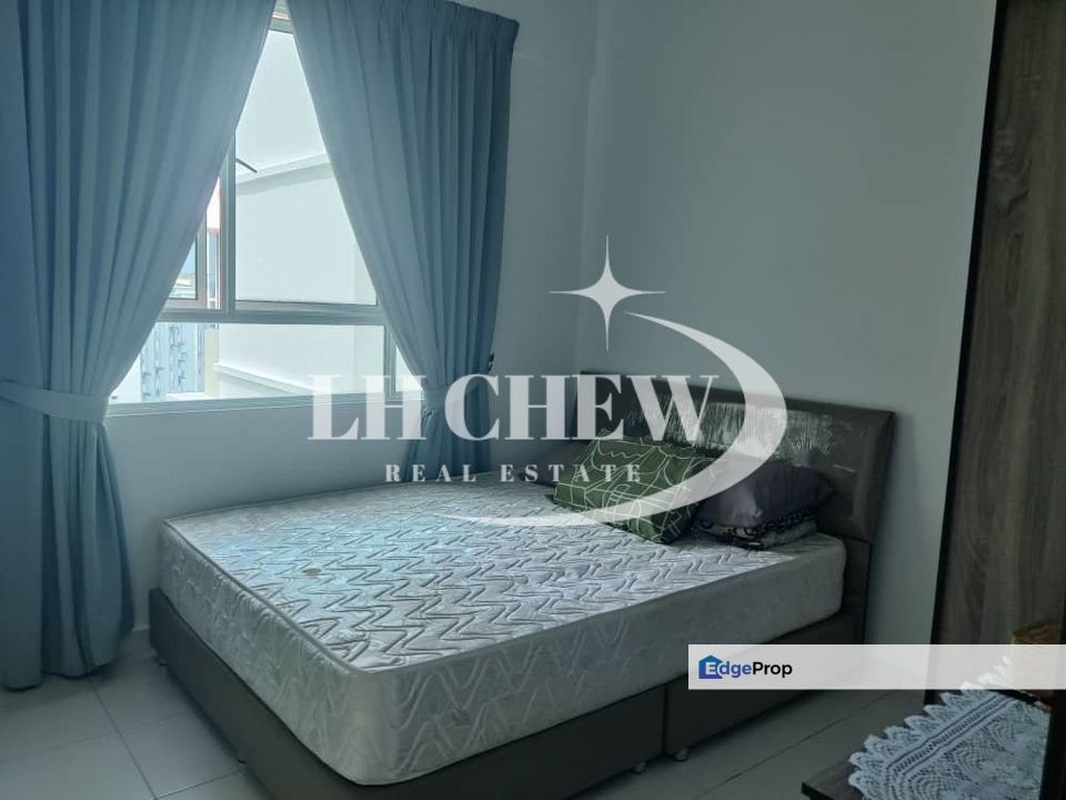 CHEAP & RARE One Imperial 1300sf POOLVIEW Renovated @ Sungai Ara, Penang, Sungai Ara