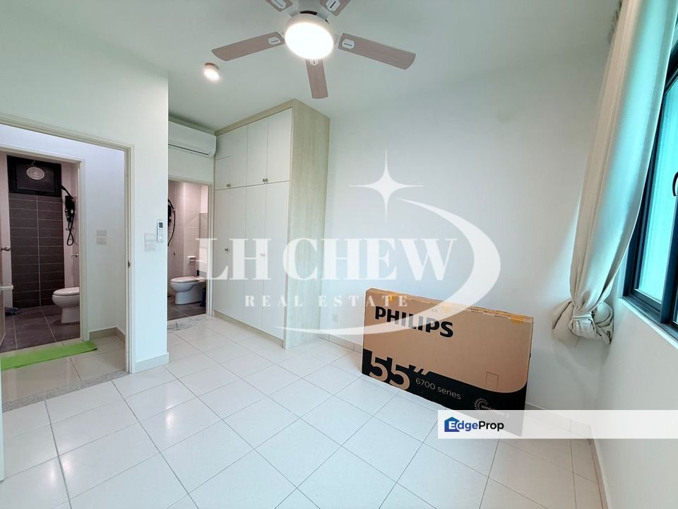 CHEAP One Foresta 900sf RENOVATED Unfurnish @ Bayan Lepas FTZ, Penang, Bayan Lepas