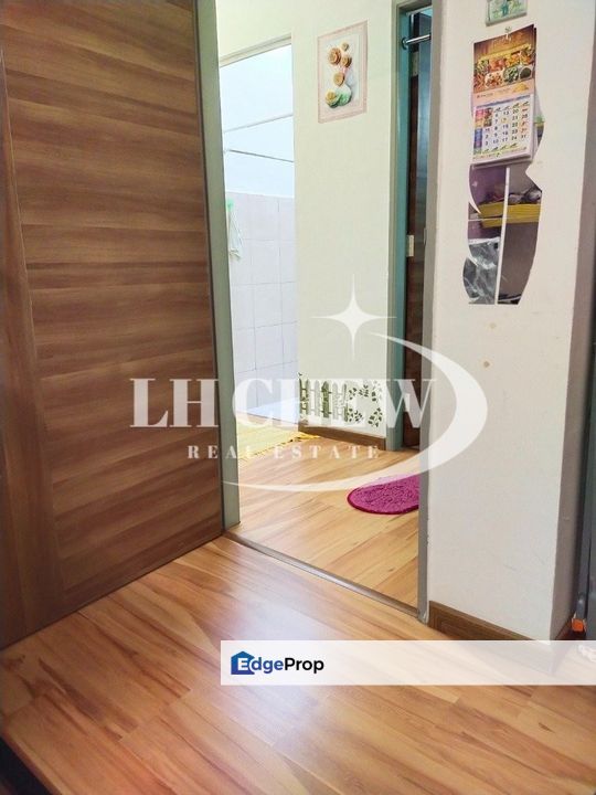 CHEAP Ara Green 650sf 2 CAR PARK RENOVATED @ Sungai Ara, Penang, Bayan Lepas