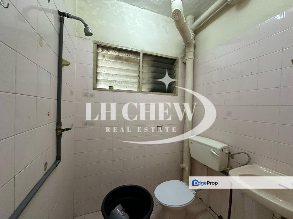 CHEAP Villa Condo 750sf Renovated Partial Furnish @ Relau, Penang, Relau