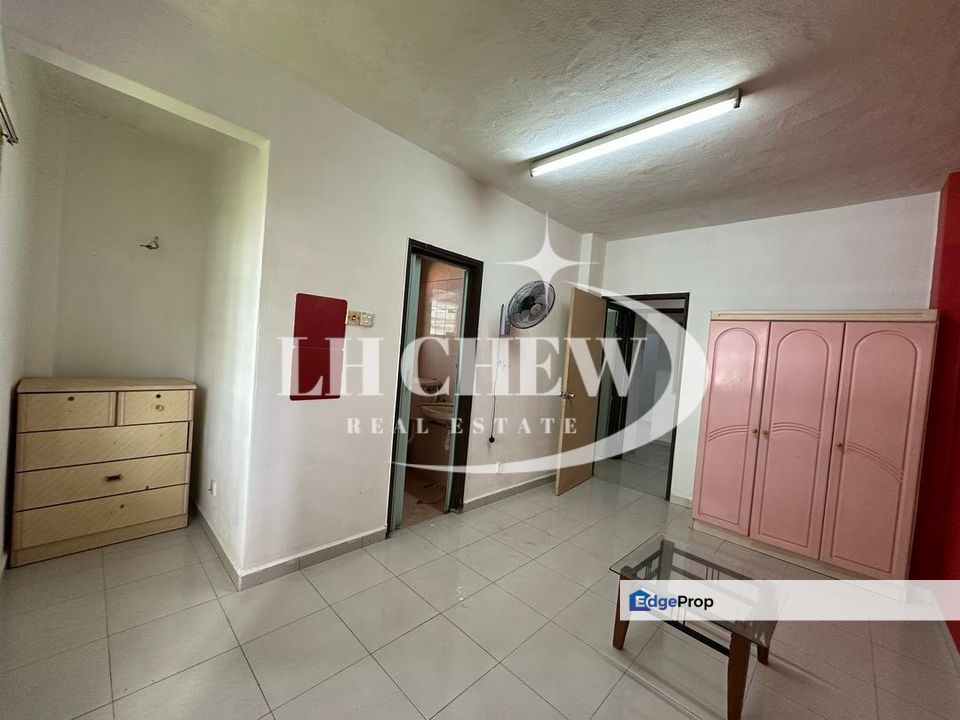 CHEAP Villa Condo 750sf Renovated Partial Furnish @ Relau, Penang, Relau