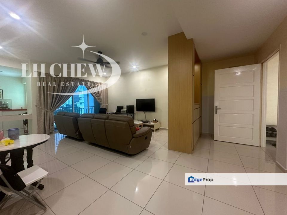 CHEAP Fiera Vista 1450sf Fully Reno Poolview @ Bayan Lepas Airport, Penang, Bayan Lepas