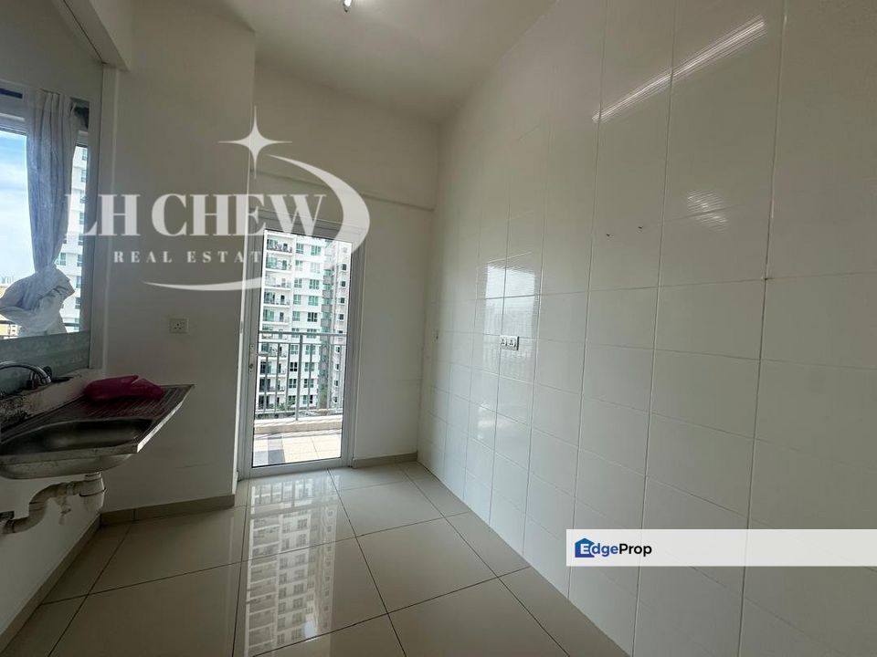 CHEAP Imperial Residences 1100sf POOL VIEW 2cp @ Sungai Ara Pisa, Penang, Sungai Ara