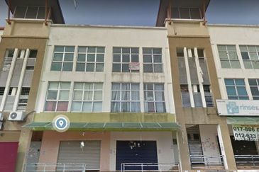 Bandar Tun Hussein Onn