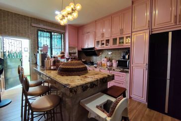 Desa Pinggiran Putra