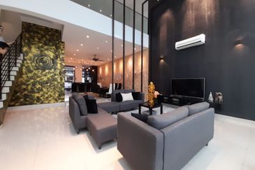 3 Storey Reflexion Pool Villa @ Puchong South