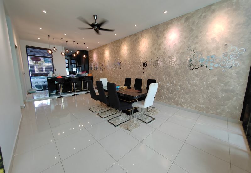 3 Storey Reflexion Pool Villa @ Puchong South