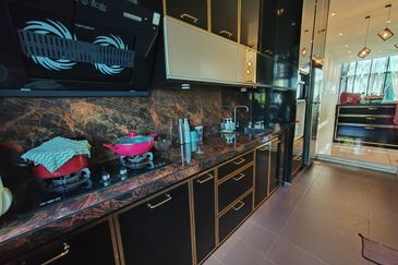 3 Storey Reflexion Pool Villa @ Puchong South