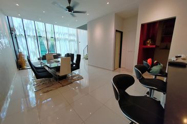 3 Storey Reflexion Pool Villa @ Puchong South