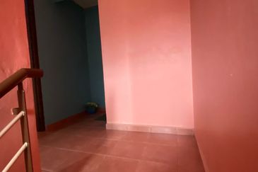 Rumah Teres 2 Tingkat @ Taman Pertam Jaya , Semabok