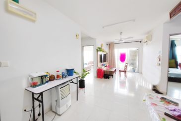 Residensi Laguna Biru 2