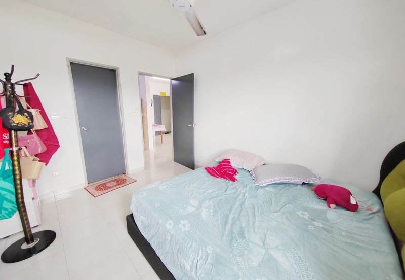 Residensi Laguna Biru 2