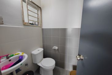 Residensi Laguna Biru 2