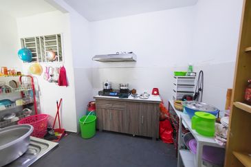 Residensi Laguna Biru 2