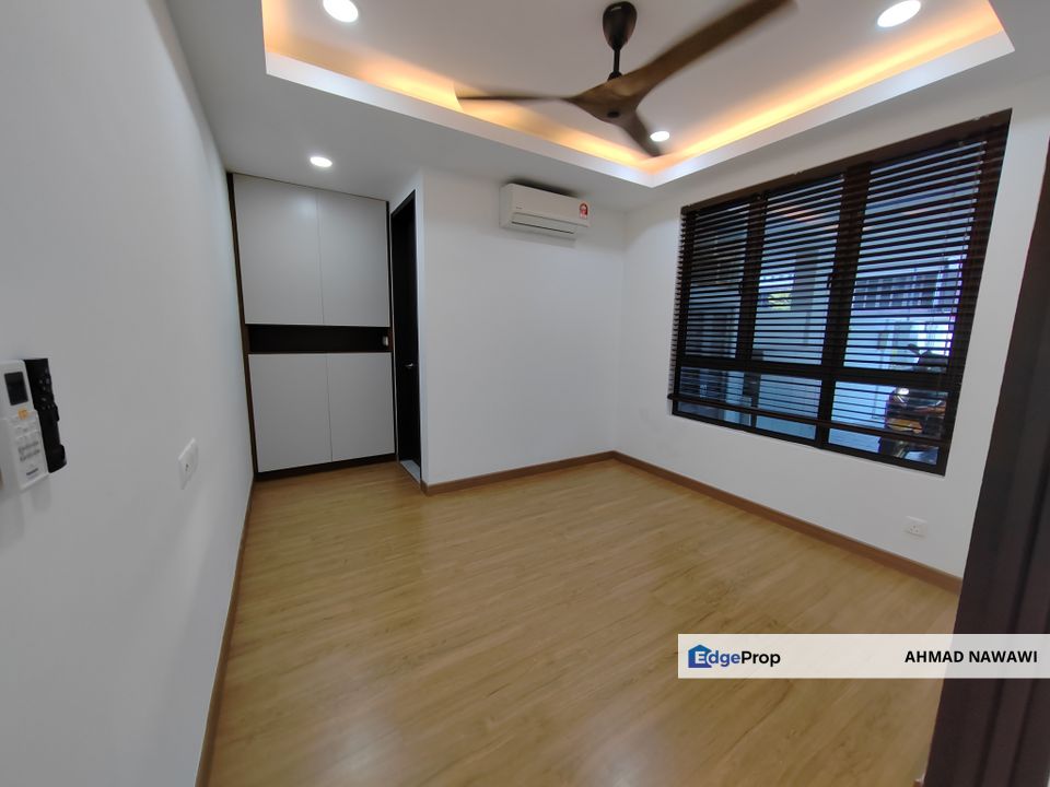 ENDLOT FACING POOL, Rimbun Sanctuary Seksyen U8 Bukit Jelutong, Selangor, Bukit Jelutong