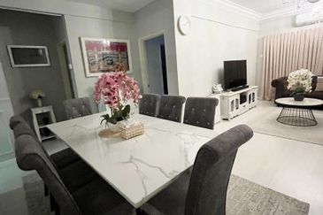 Sri Jelatek Condominium