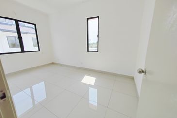 Robin @ Bandar Rimbayu